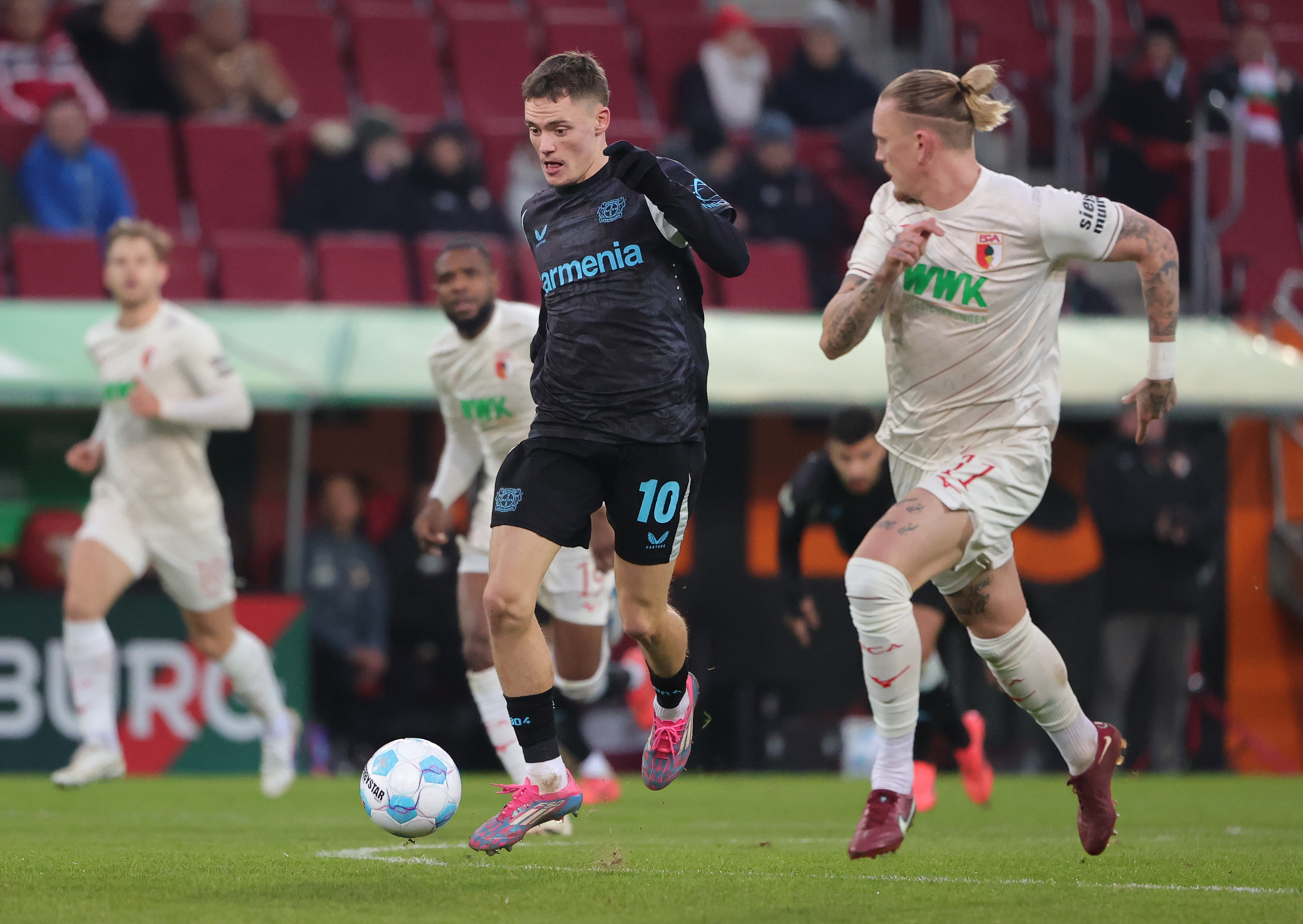 网页版入口-德甲赛程吃紧，阿森纳冲刺阶段内部沟通，管理层满意，训练强度明显提升(欧冠阿森纳对拜仁)